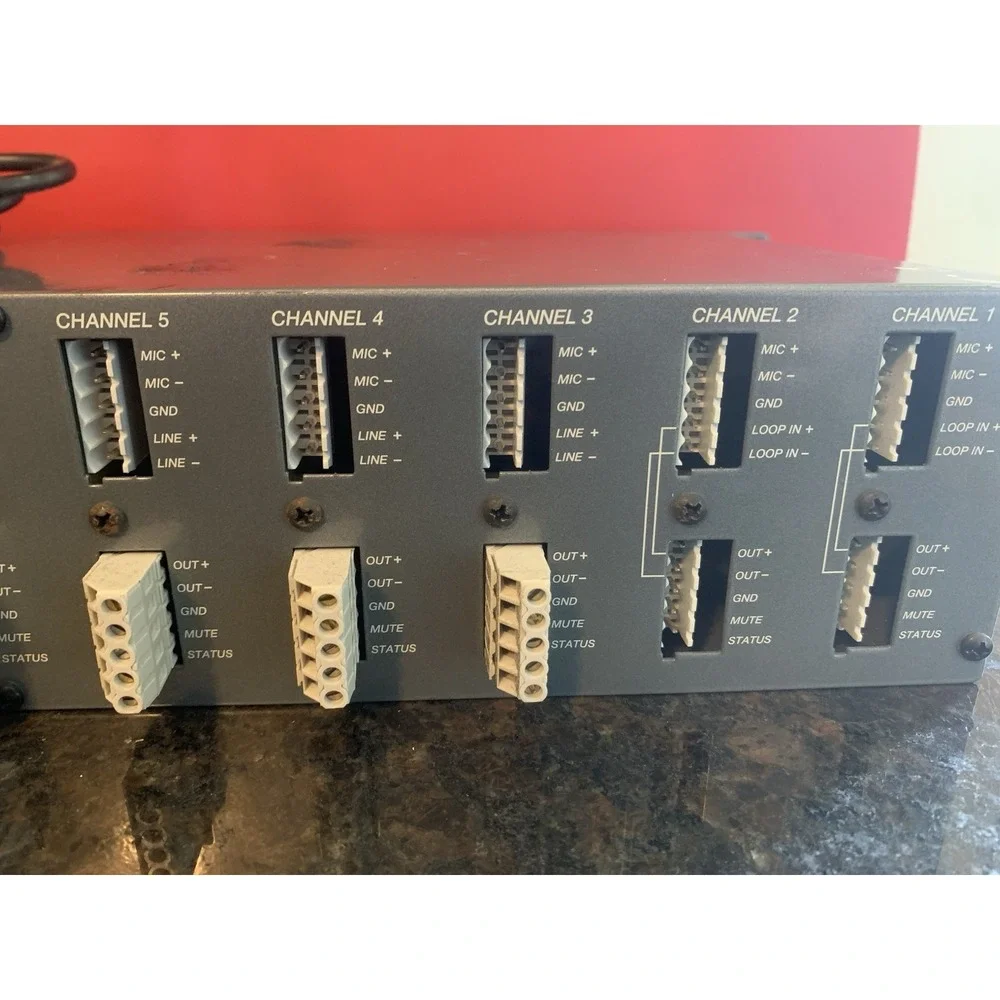 Peavey Architectural Acoustics Automix 2 8-Ch Mixer - Tested & Working